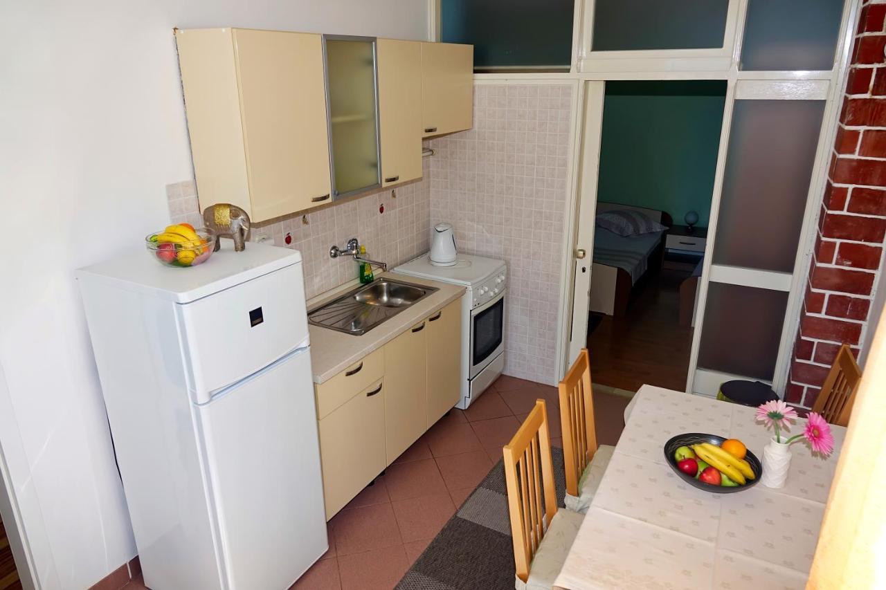Roza Apartman Baška Voda Kültér fotó
