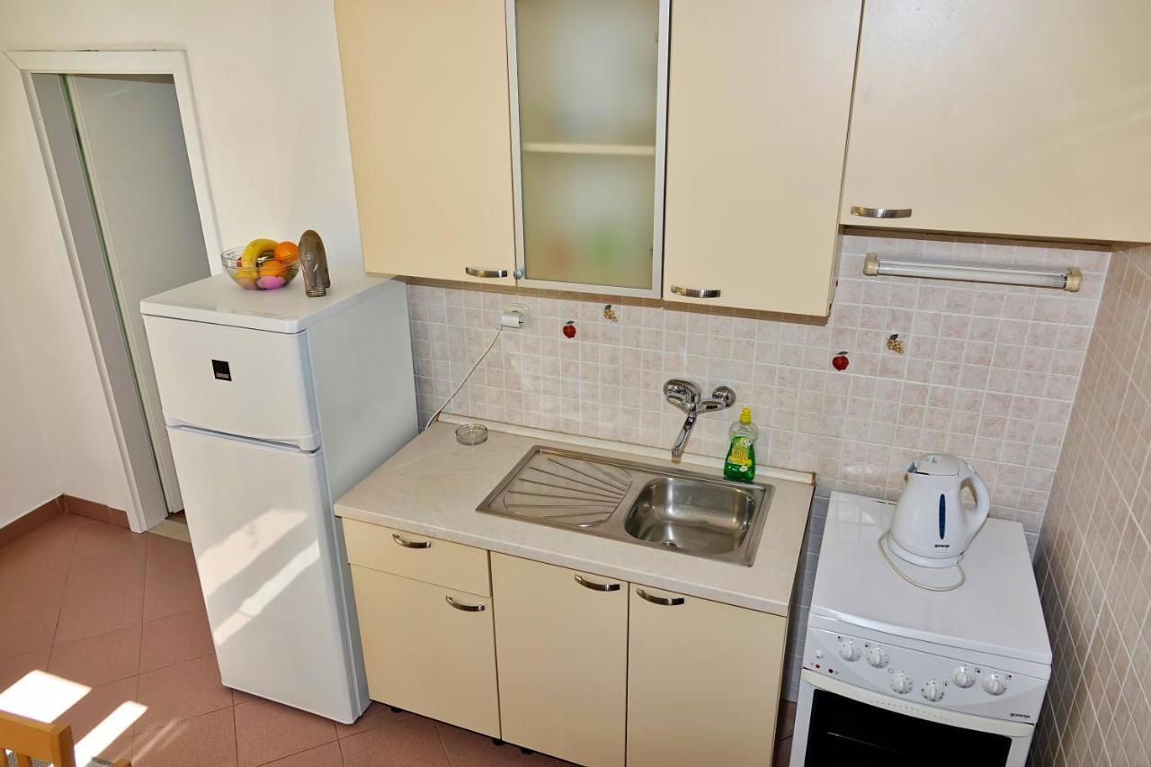 Roza Apartman Baška Voda Kültér fotó