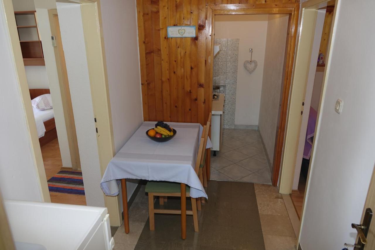 Roza Apartman Baška Voda Kültér fotó