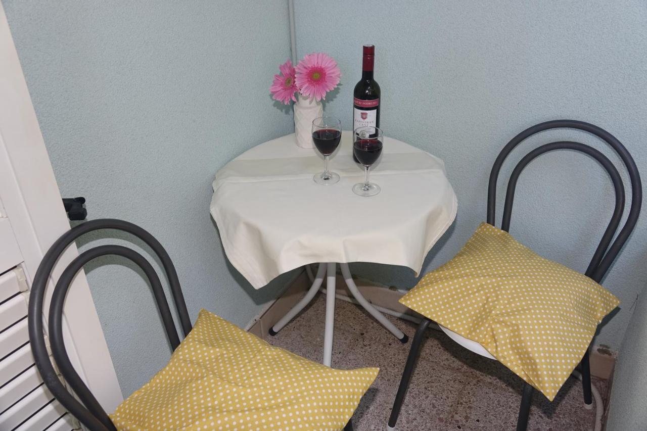 Roza Apartman Baška Voda Kültér fotó