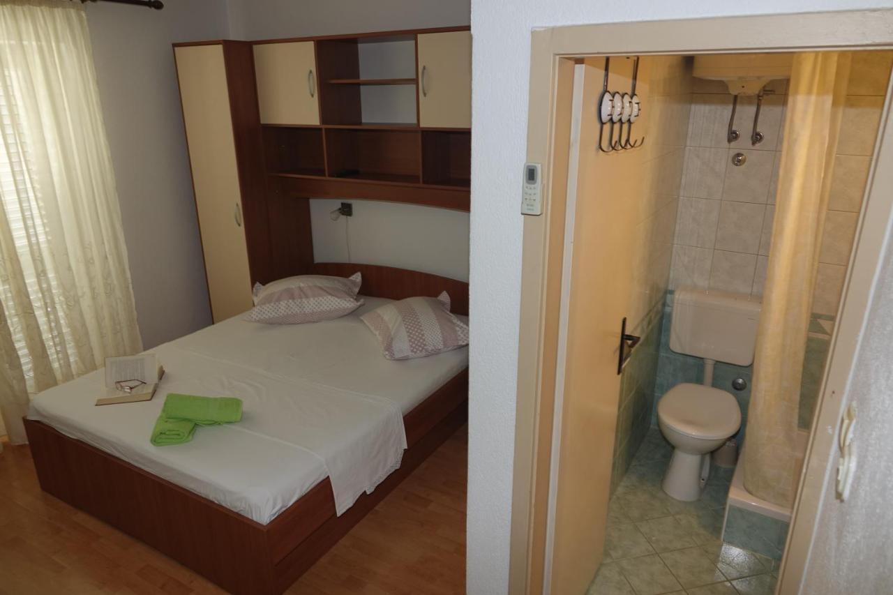 Roza Apartman Baška Voda Kültér fotó
